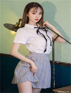 低俗喜剧