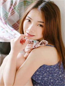 美女全身光图片-公交车多人运动小敏